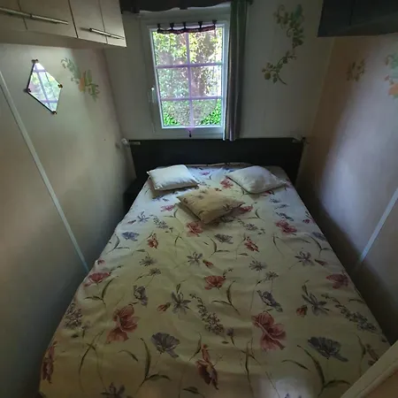 Mobil Au Bord Du